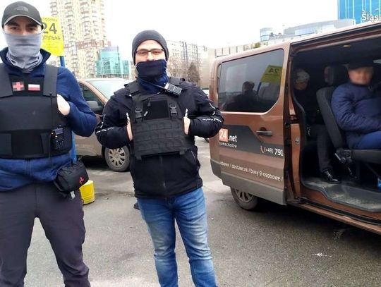 Jastrzębscy policjanci dotarli z pomocą do Kijowa