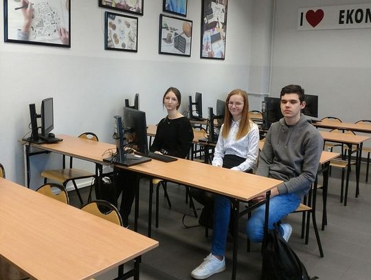 Uczniowie z Jastrzębia-Zdroju najlepsi w województwie z wiedzy o ubezpieczeniach społecznych