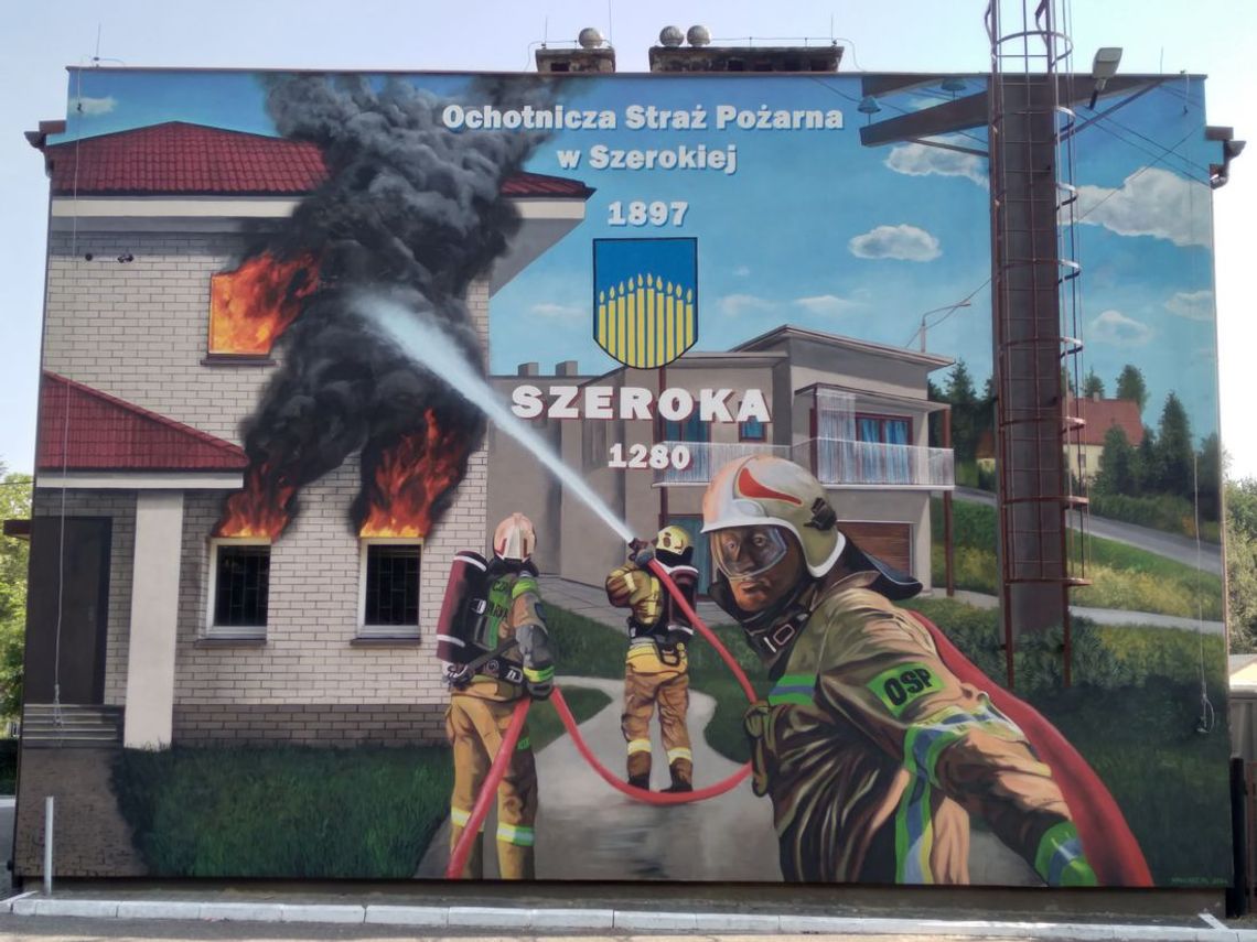 Efektowny mural na remizie OSP Szeroka