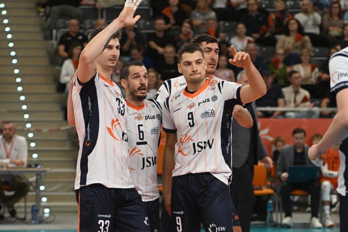 Porażka u siebie Porażka u siebie