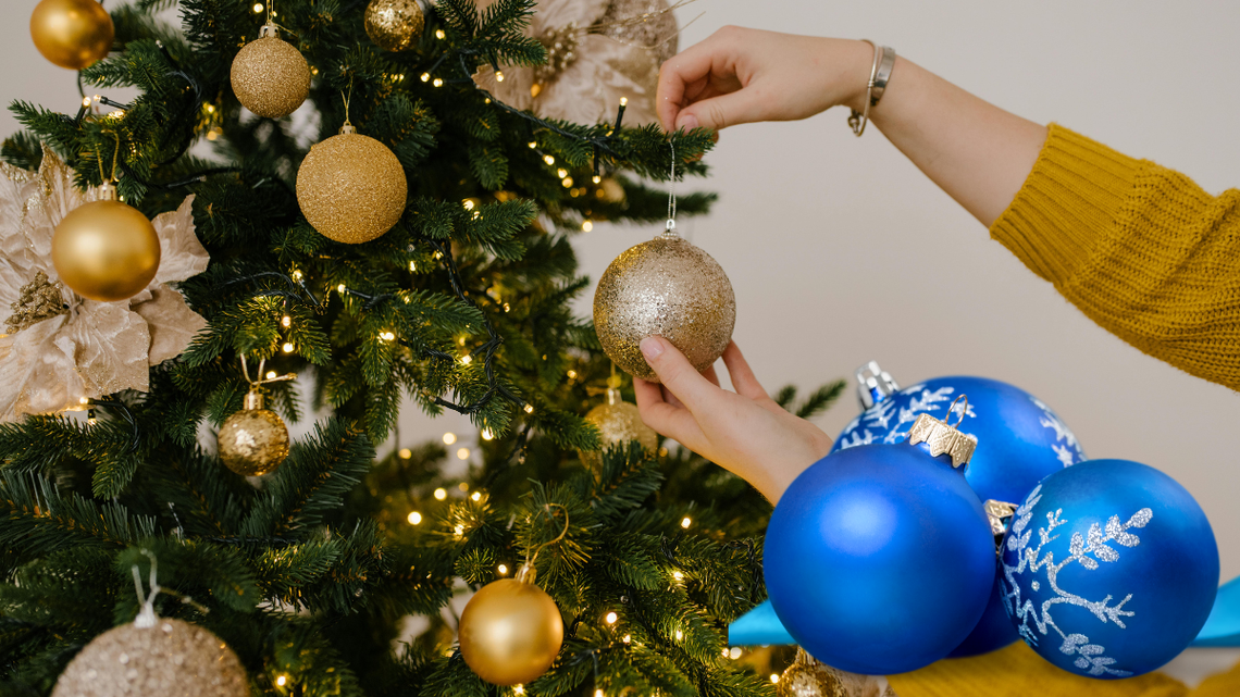 Świat polubił polskie bombki. Polacy kupują chińskie